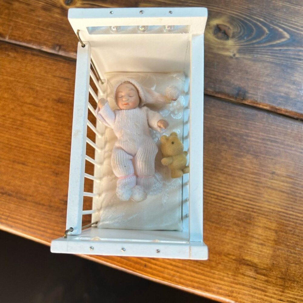 Vintage Miniature Crib Dollhouse White Wooden with Baby & Teddy Bear - Picture 4 of 11